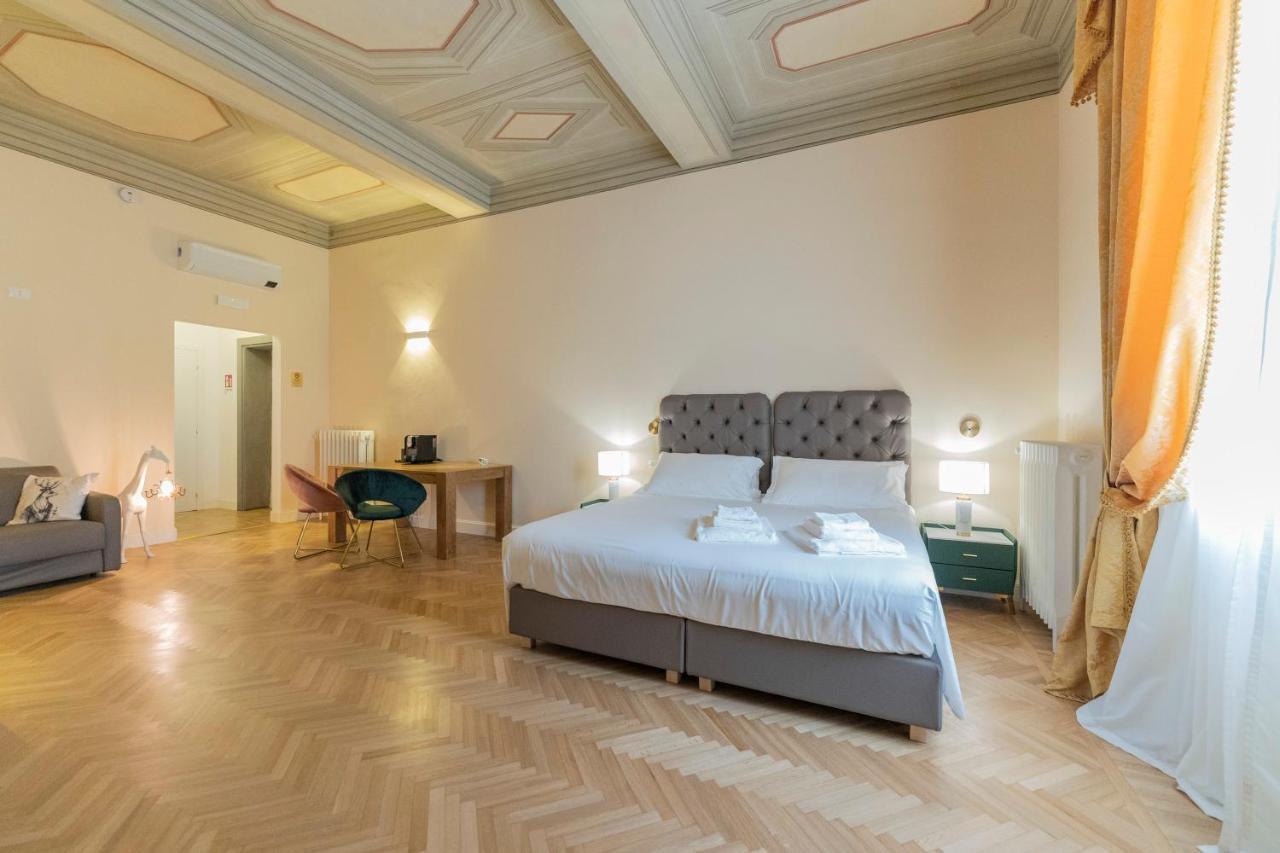 Aldrovandi Luxury Suites And Apartment Bologna Exterior foto