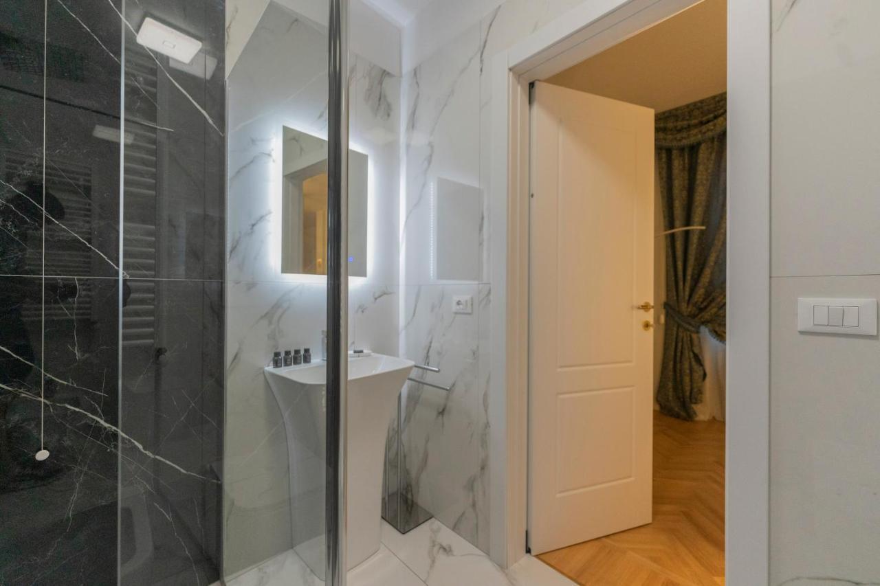 Aldrovandi Luxury Suites And Apartment Bologna Exterior foto
