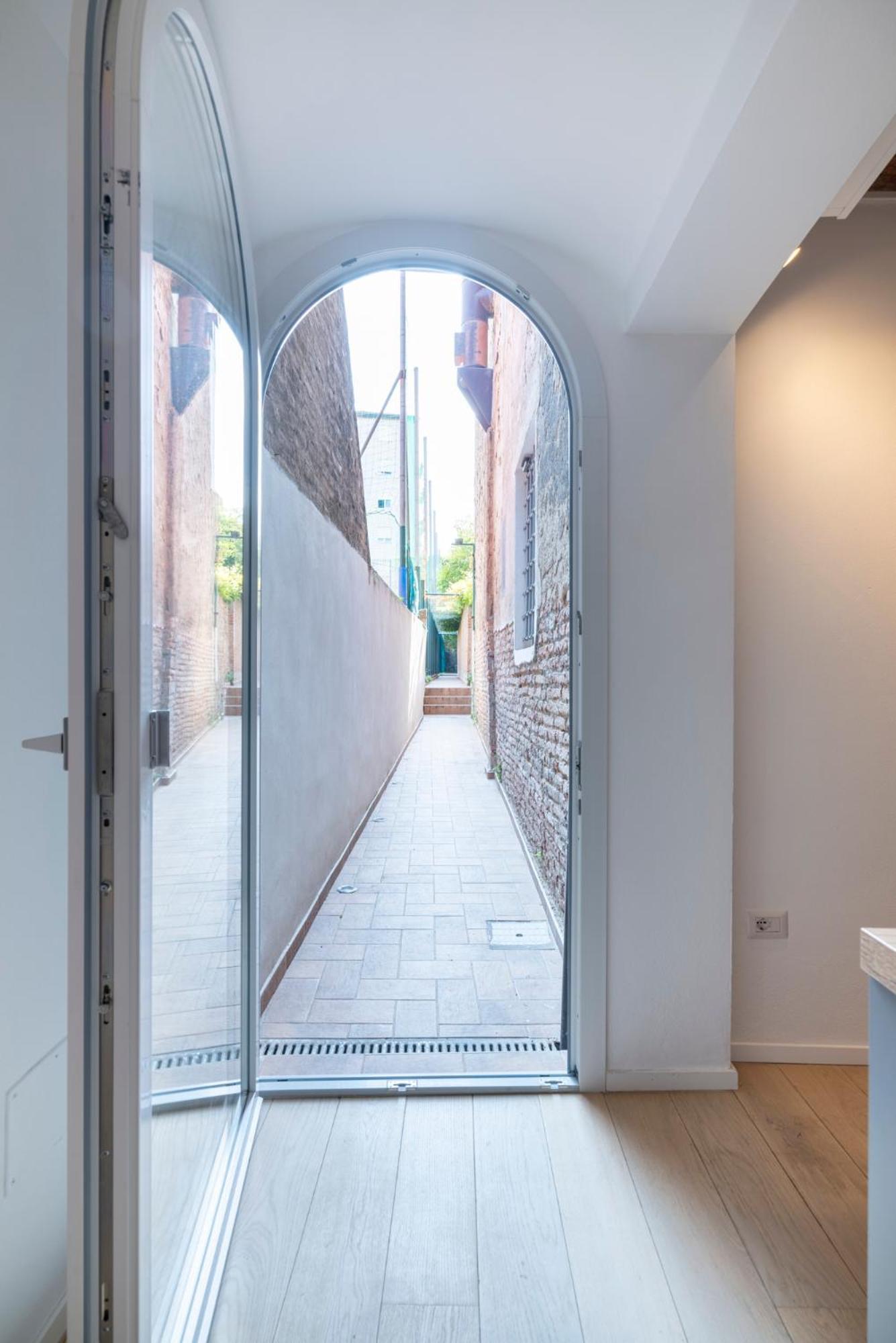Aldrovandi Luxury Suites And Apartment Bologna Exterior foto
