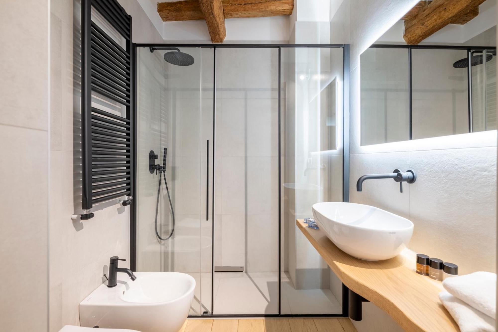 Aldrovandi Luxury Suites And Apartment Bologna Exterior foto